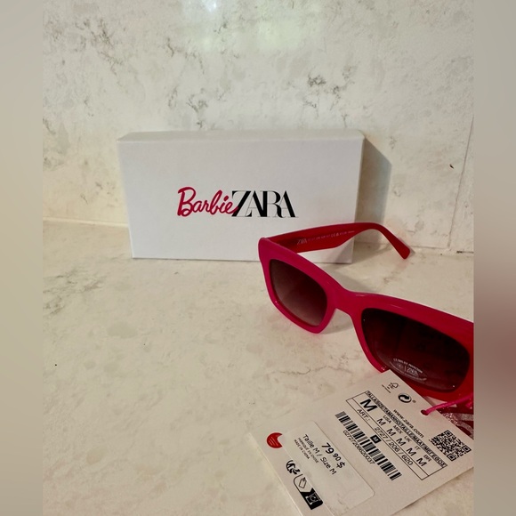 Zara X Barbie Sunglasses - Picture 11 of 14